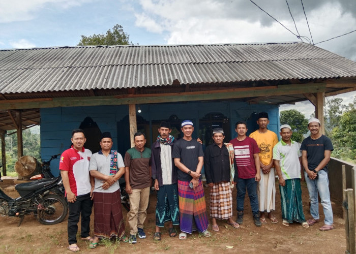 PM Junaedi dan Jajaran Safari Jumat, Sapa Warga dan Tinjau Curup Tiga Panggung 