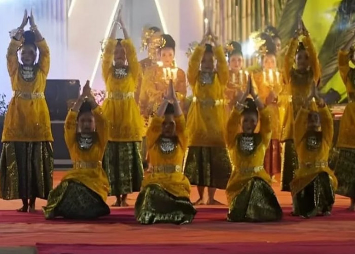 Warisan Budaya Melayu yang Menyala di Jambi: Festival Payung Api