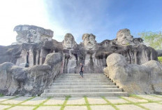 Patung 4 Marga Tulang Bawang Barat: Simbol Persatuan dalam Keberagaman