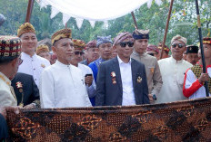Hadiri Begawi Festival, Gubernur Mirza Dorong Generasi Muda Lestarikan Warisan Budaya
