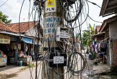 Tiang dan Kabel Provider Semrawut, DPRD Bandar Lampung Mulai Susun Aturan Penataan