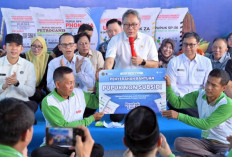 Zulkifli Hasan Jamin Stok Pupuk dan Harga Gabah Petani Lampung Selatan
