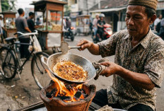 Kerak Telor, Jajanan Khas Betawi yang Tetap Eksis hingga Kini
