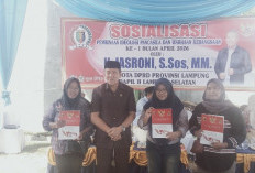 Perkuat Nilai Pancasila H.Jasroni Gelar Sosialisasi IPWK di Desa Way Huwi 