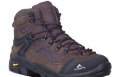 Pilihan Sepatu Anti Air Favorit, Cocok Dipakai Saat Cuaca Hujan