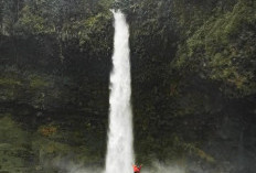 Curug Ciparay Tasikmalaya: Pesona Air Terjun Kembar yang Menantang Dijelajahi
