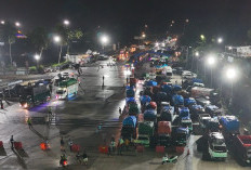 Antrean Truk Logistik di Bakauheni Mengular Usai Pembatasan Angkutan Lebaran Dicabut