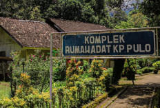 Menjelajah Kampung Adat Pulo Garut: Jejak Tradisi Sunda di Tengah Danau Cangkuang