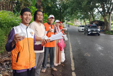 DPC PKS Teluk Betung Barat Berbagi Takjil, Perkuat Silaturahmi Ramadhan