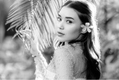 Jenazah Lula Lahfah Disalatkan, Tangis Sahabat Iringi Kepergian Sang Selebgram