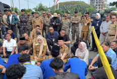 Temui Massa Aksi PMII, Wagub Jihan Pastikan Aspirasi Mahasiswa Diteruskan ke Presiden