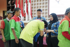 Pemkot Bandar Lampung Salurkan THR dan Dana Operasional Jelang Hari Raya