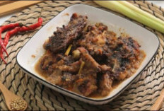 Ayam Paniki, Kuliner Pedas Khas Sulawesi Utara dengan Rempah Kuat
