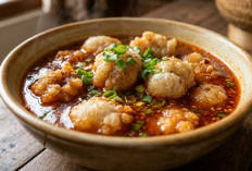 Cireng Banjur Kuah Pedas Nampol, Sensasi Jajanan Sunda Kekinian yang Bikin Nagih!