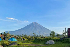 Mahameru, Keindahan Legendaris Gunung Tertinggi di Jawa yang Sarat Pesona