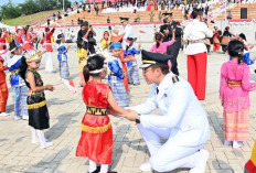 Warga Lampung Selatan Rayakan Kemerdekaan Tanpa Sekat di Ikon Menara Siger