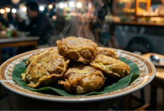 Rela Antre Tengah Malam! Cobain Gurihnya Perkedel Bondon Khas Bandung yang Legendaris