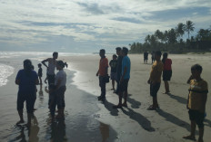Nekat Berenang di Pantai Mandiri Sejati, Remaja Asal Lampung Barat Nyaris Tenggelam