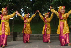 Tari Bagurau, Kesenian Rakyat Minangkabau dengan Pantun dan Gurauan