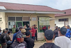 Krisis Air Bersih Sebulan, Warga Tanjung Raya Geruduk Kantor PDAM
