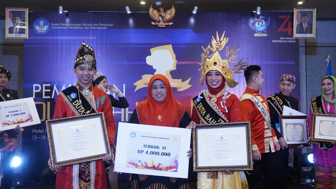 Putra Lambar Raih Enam Besar Duta Bahasa Nasional