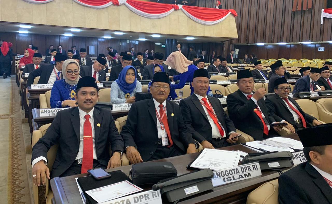 Akhirnya, Putra Terbaik Lampung Barat Duduk di Senayan