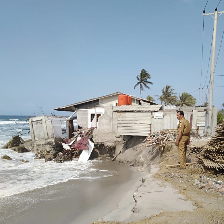 Perihal Abrasi Pantai, DPUPR Segera Surati BBWS-SM