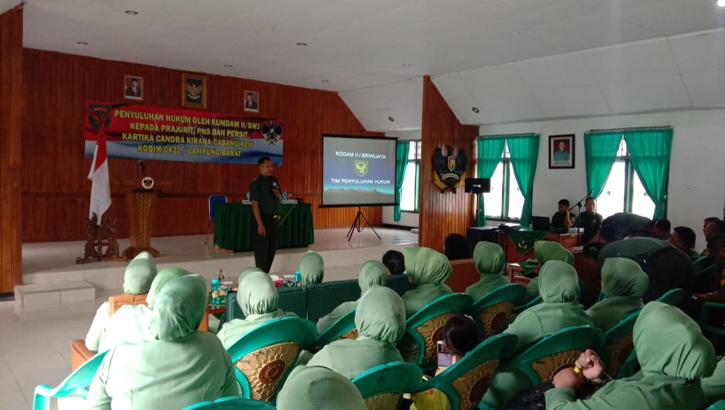 Kumdam II/SWJ Beri Penyuluhan Hukum di Kodim Lambar