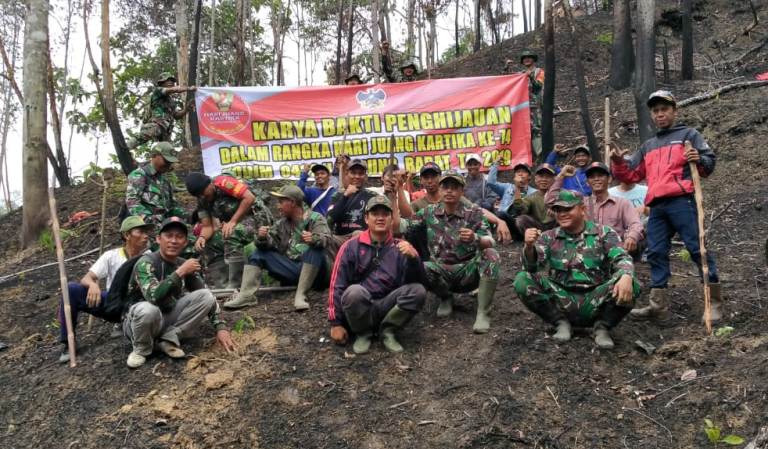 Ciptakan Lingkungan Hijau, Kodim 0422/LB Tanam Pohon