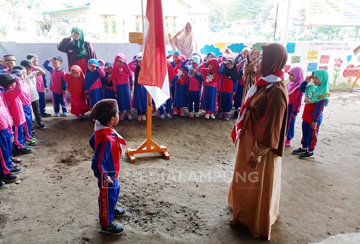 TKIT Ar Raudhoh Gemakan Asmaul Husna dan Launching Pramuka Pra-Siaga