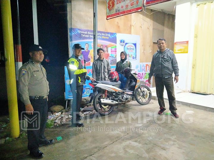 Cegah Aksi Kriminalitas, Polsek Balikbukit Patroli Malam