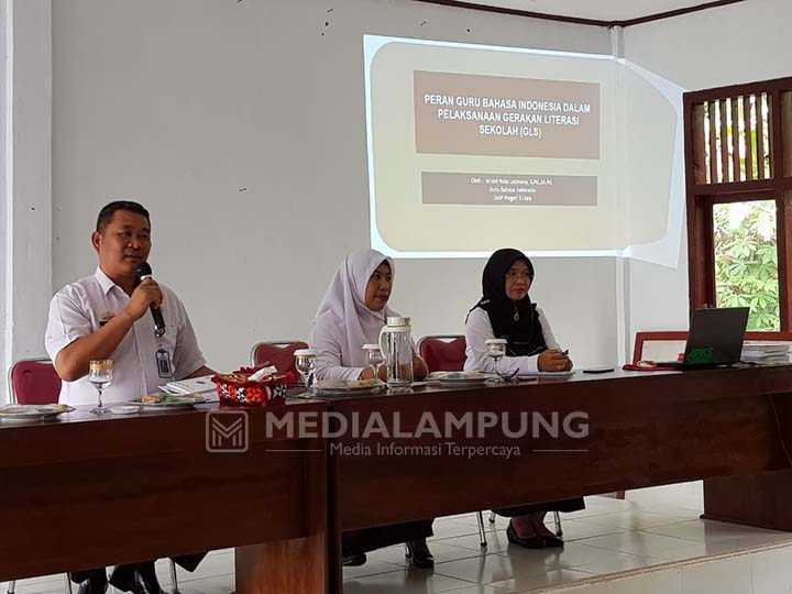 Dukung Kabupaten Literasi, Disdikbud Gelar Pembinaan GLS Tingkat SMP