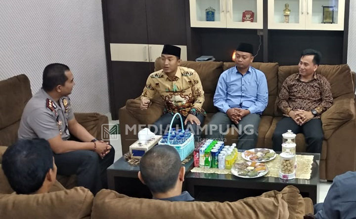 Perkuat Sinergitas, KPUD Lambar Anjau Silau ke Kapolres