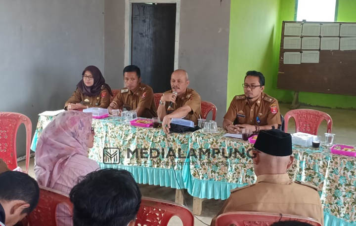 Ciptakan Suasana Baru, Kecamatan Sumberjaya Terapkan Rakor Keliling