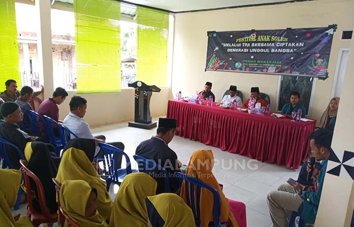 KKN Unila Pekon Mekarjaya Gelar Festival Anak Soleh