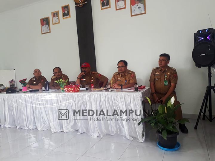 Budi Santoso Gantikan Sukarman Sebagai Ketua MKKS SMP Lambar