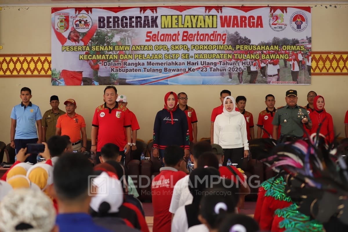 61 Peserta Lomba Senam BMW Perebutkan Piala Bergilir Bupati