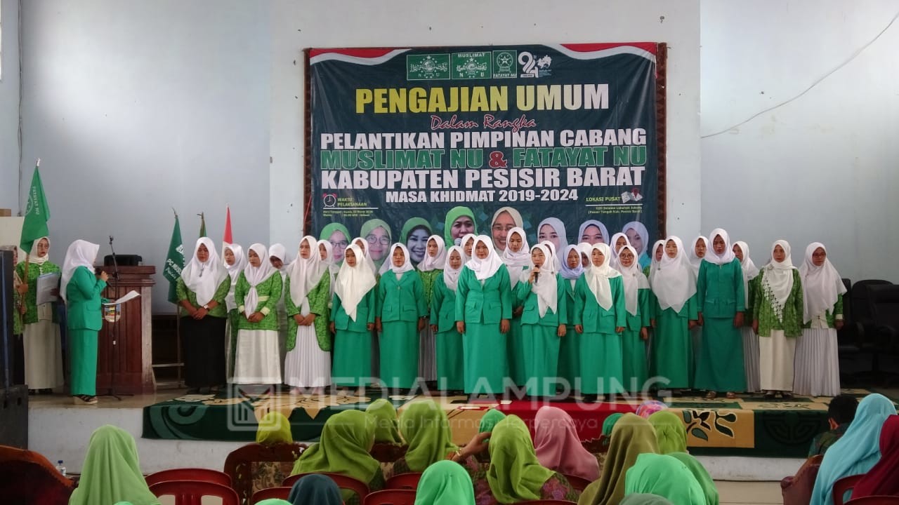 Erlina Hadiri Pelantikan PC Muslimat-Fatayat NU Pesbar
