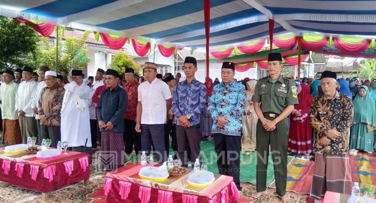 Peringati Isra' Mir'aj, Masyarakat Airhitam Gelar Pengajian Akbar