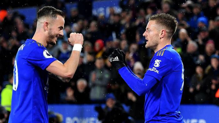 Dua Gol Vardy Membawa Leicester Menang 4-0 Atas Aston Villa