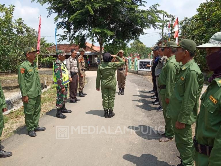 Personil Koramil Waybungur Gembleng Linmas