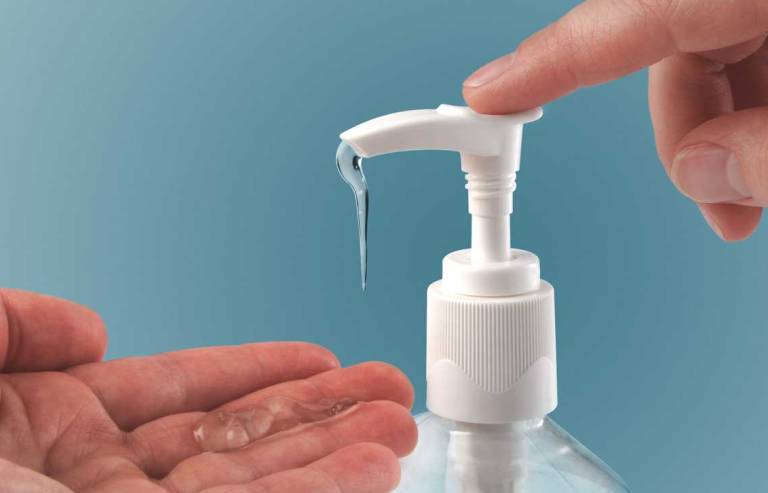 Tangkal Covid-19, OPD Lambar Siapkan Hand Sanitizer