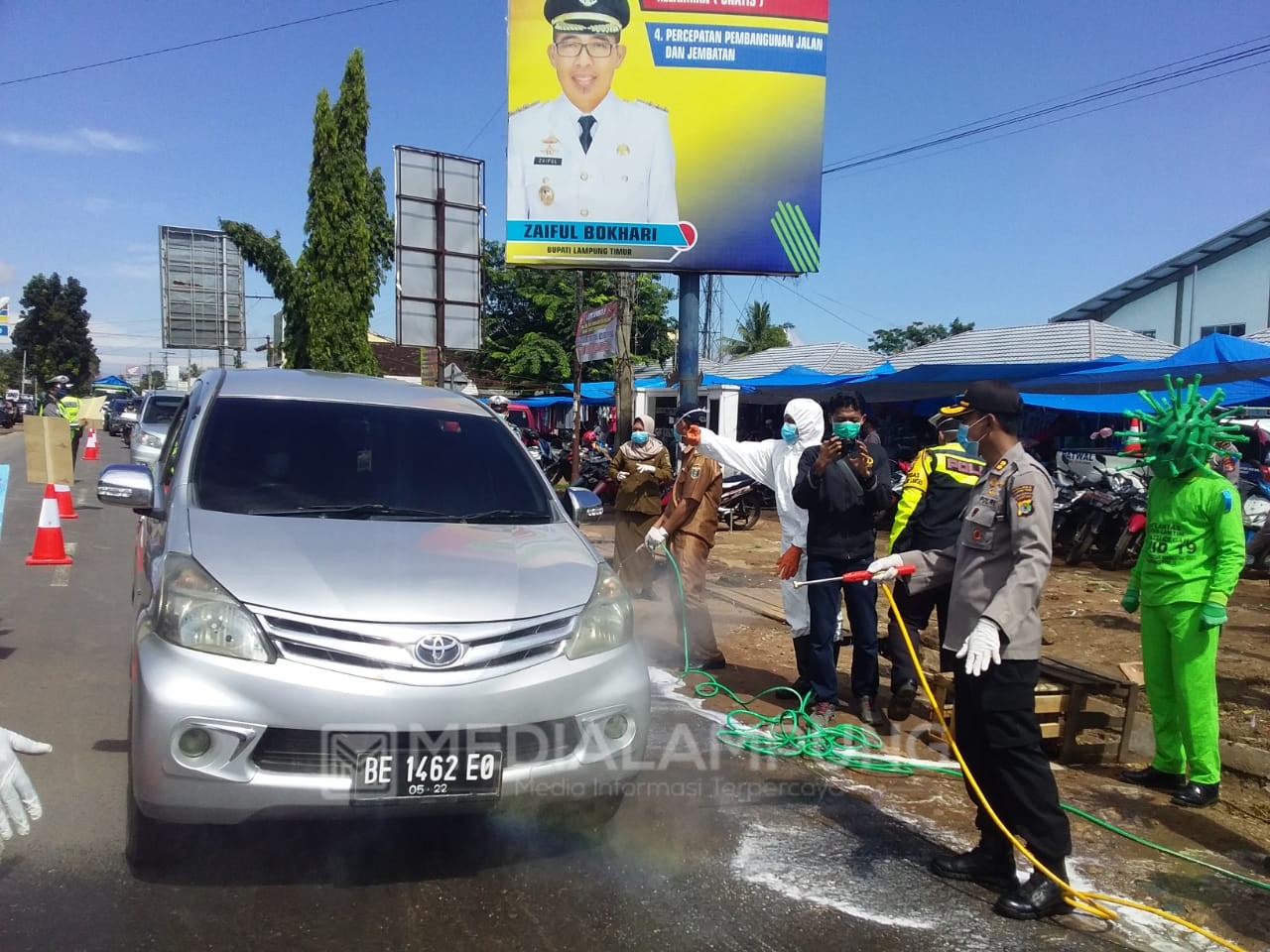 Polres Lamtim Semprot Disinfektan di Pekalongan