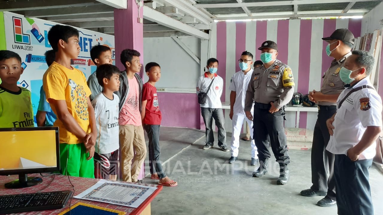 Cegah Covid, Polisi Bersama Pokdar Kamtibmas dan Dinkes Gelar Patroli