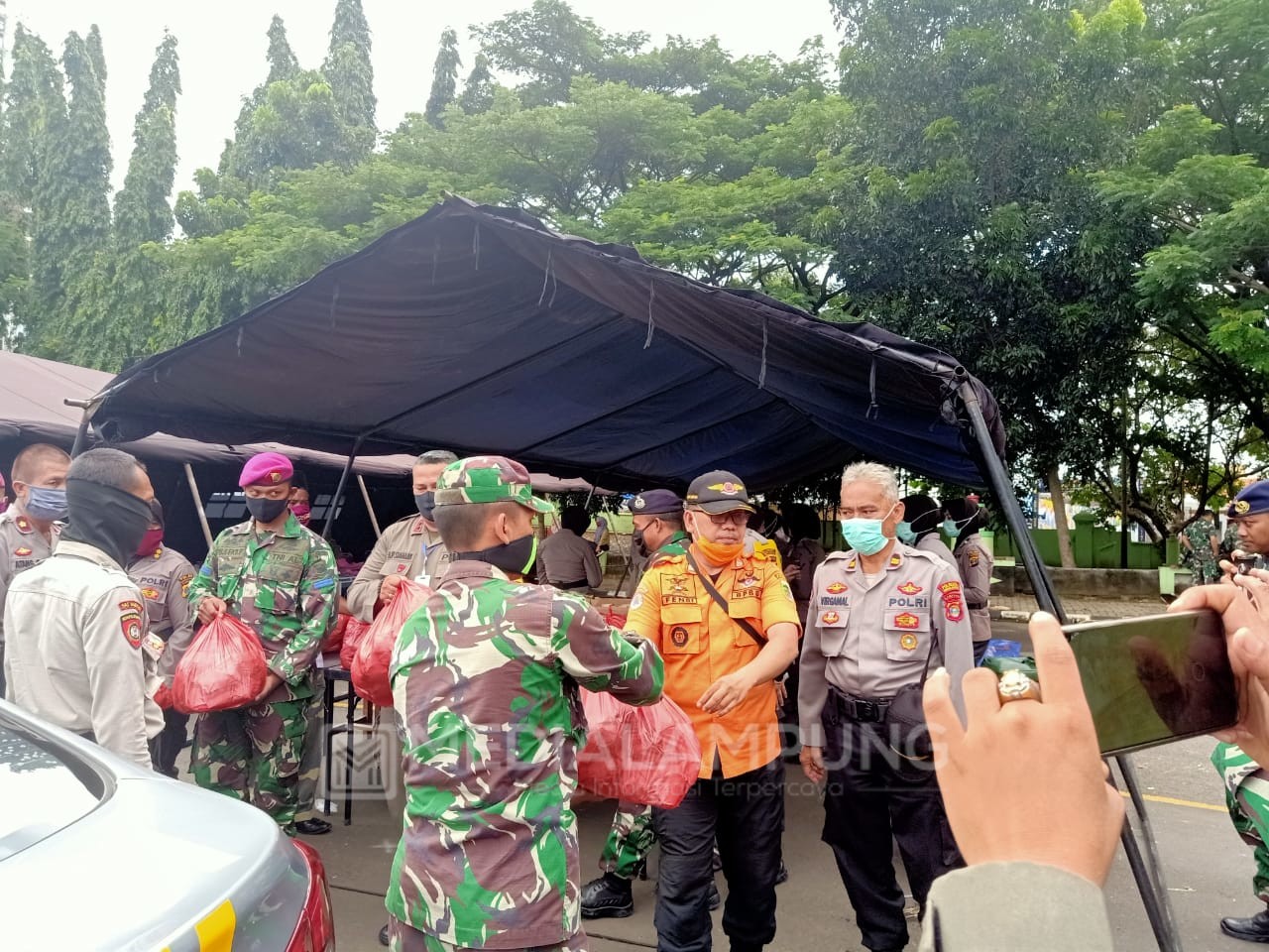 Gabungan TNI, Polri-BPBD Dirikan Dapur Umum di Bandarlampung
