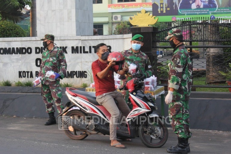 Kodim 0410/KBL Sambut Ramadhan dengan Kegiatan Berbagi