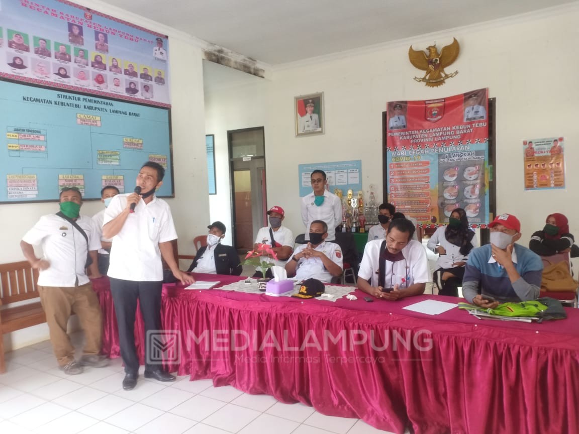 Camat Kebuntebu Minta Pekon Publikasikan Nama Calon Penerima BLT-DD