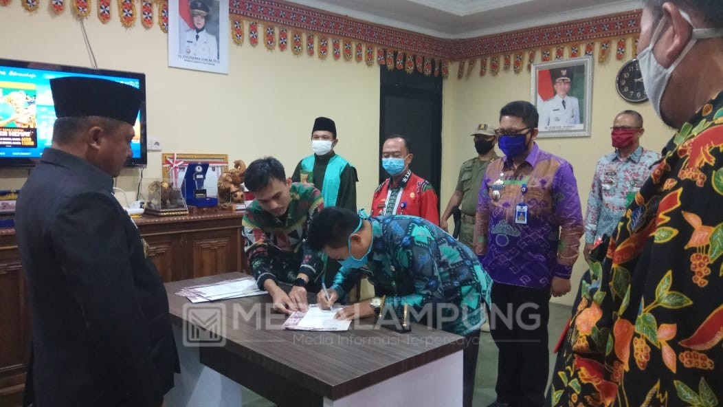 Sekkab Lambar Lantik Tujuh Pejabat Eselon III-IV