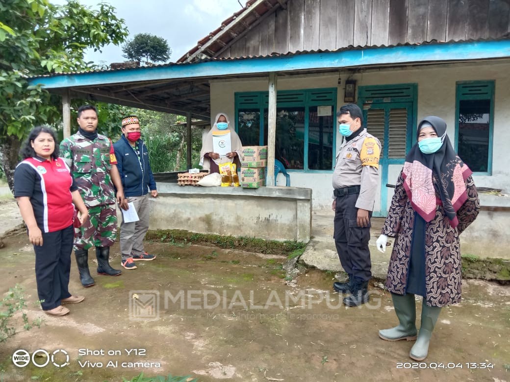 Istri 'S' Ikhlas Melepas Kepergian Suaminya 