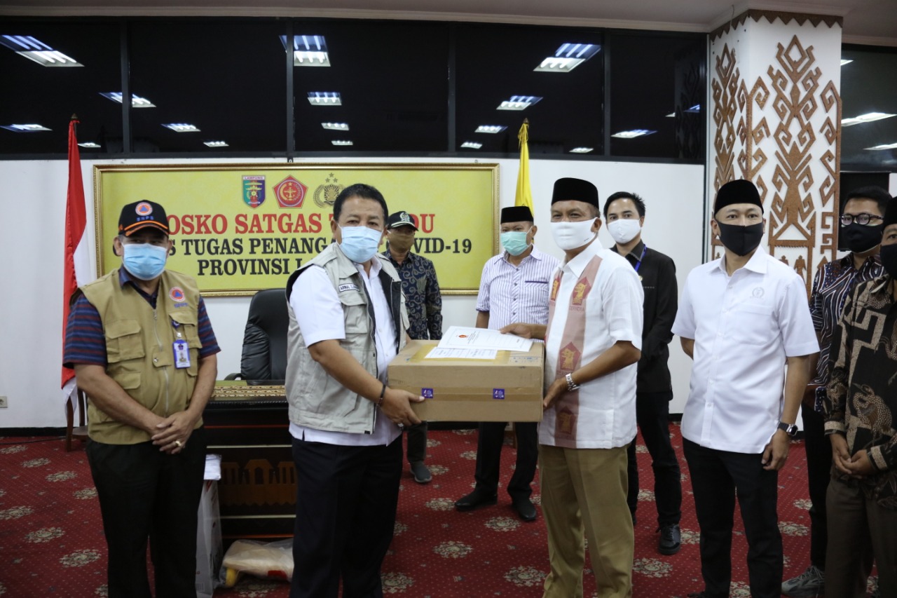 Terima Bantuan dari Partai Gerindra, Gubernur Arinal Doakan Gunadi Segera Pulih